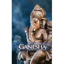 Initial cultul lui Ganesha nu a fost acceptat de clasele superioare din India El a fost zeul indigenilor si al celor din casta sudra fiind vazut la inceput ca o zeitate teribilaDe la generator de obstacole a devenit mai apoi cel care elimina obstacolele Ulterior a fost ridicat la pozitia de super-zeu in panteonul hindusPersonalitatea lui Ganesha este o combinatie de perspicacitate 
