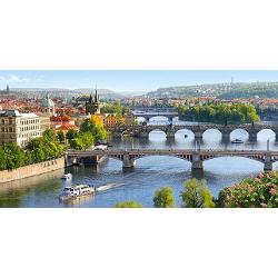 Atunci cand este finalizat puzzle-ul masoara 138 cm x 68 cm  Dimensiunea aproximativa a unei piese este de 235 cmp O superba imagine cu un poduri celebre din Praga