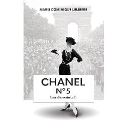 Jurnalista Marie&8209;Dominique Lelièvre porne&537;te &523;ntr&8209;o c&259;l&259;torie de descoperire a misterului creat &523;n jurul legendarului parfum Chanel No 5 &537;i a muzei acestuia Coco Chanel Pe lâng&259; detalii surprinz&259;toare despre originea parfumului a compozi&539;iei acestuia a mecanismelor de fabricare vânzare &537;i publicitate a legendarului Chanel 5 cititorul este introdus &523;n atmosfera  efervescent&259; din perioada 