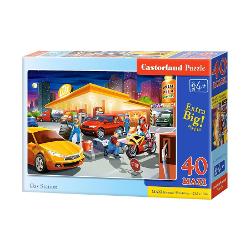 Puzzle de 40 de piese mari cu Gas Station Dimensiuni cutie 325×225×5 cm Dimensiuni Puzzle 59×40 cm Recomandat copiilor cu vârste de peste 4 ani