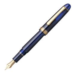 Disponibil din anul 1978 stiloul 3776 are o forma este clasic&259;fabricat din acryl translucid Folosind peste 40000 de mostre de scris de la subsidiara Nakaya Platinum a modificat peni&539;a de aur de 14 k &537;i alimentatorul pentru a oferi un suport lateral mai bun pentru scrierea european&259;Sistemul Slip&Seal a fst adaptat pentru capacul cu filet pentru a preveni uscarea cernelii pân&259; la 2 aniAlimentare cartuse 