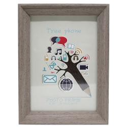 Rama Foto Tree Phone 2 are un design minimalist fiind ideala pentru iubitorii de arta si de frumos Acesta rama foto va decora perfect dormitorul camera de zi sau chiar biroul de la munca completand cu o fotografie de familie sau cu fotografie a unei persoane pe care o iubim Pe acesta rama se poate atasa o singura poza Material Lemn p stylebackground white; 