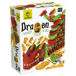 Capul dragonului – corpul dragonului – 102 carduri rotunde – penset&259; din bambus – instruc&539;iuni O provocare continu&259; care se poate întoarce împotriva ta la un… pocnet de coad&259; de dragon Un joc rapid de strategie al c&259;rui scop este s&259; construie&537;ti corpul unduitor al dragonului ro&537;u Cei doi juc&259;tori trebuie s&259;-&537;i asambleze toate c&259;r&539;ile pe corpul dragonului literalmente 