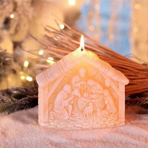 Lumanare decorativa pentru Craciun Christmas Eve  13 cm BC63913x12x5cm 455 gr