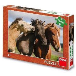 Puzzle Cai 300 piese - DINO TOYS Puzzle-ul cu 300 de piese XL din care se asambleaza o imagine cu trei cai frumosi le va atrage atentia copiilor Caracteristici- Fie ca este roib murg sau sarg completarea puzzle-ului de 300 piese cu fiecare cal va aduce un plus de frumusete ansamblului- Piesele XL sunt realizate din carton durabil complet inofensiv rezistent chiar si la o utilizare mai 