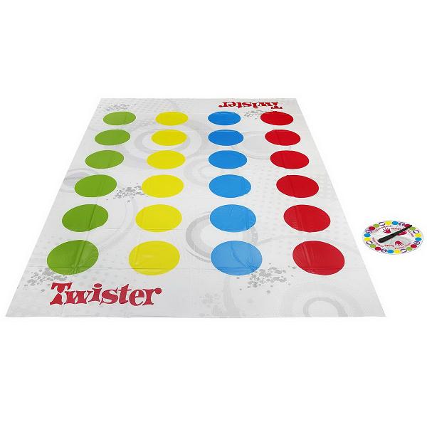 Cat de mult te vei rasuci Twister este un joc care te innoada la propriu Trebuie sa invarti acul si sa actionezi conform indicatiilor de pe panou Rasuceste-te si incurca-te acum cu 2 miscari suplimentare Nu atinge covorasul cu nimic altceva decat cu mana sau piciorul Joc pentru 2 sau 4 jucatori Include o ruleta un covoras si instructiuni