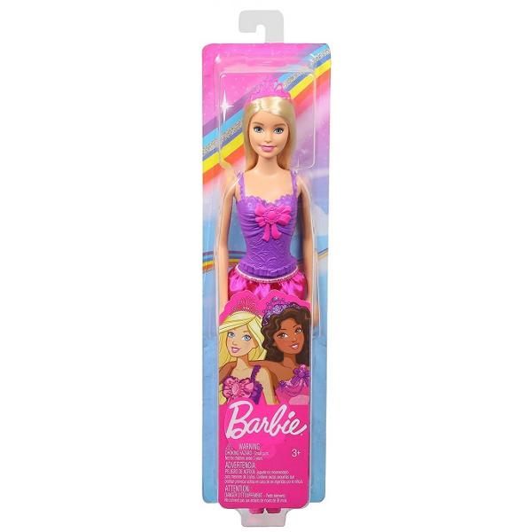 Papusile Barbie Dreamtopia Printese permit imaginatiei sa se joace in lumea viselor si basmelor Fiecare papusa Barbie poarta un corset decorat si fusta stralucitoare O tiara potrivita si o pereche de pantofi completeaza tinuta Este usor sa redam visele reale si sa punem in scena povesti nenumarate cu aceste papusi printese Barbie deoarece atunci cand intri in lumea Dreamtopia cu surorile Barbie si Chelsea te trezesti intr-o lume in care visele devin realitate Aduna toate papusile si 