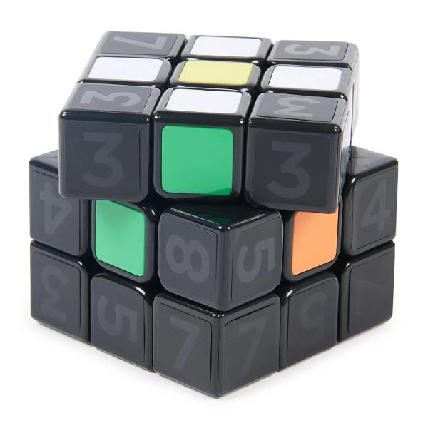Dezlipirea autocolantelor apoi rezolvarea unui grup de straturi dezvaluite - pas cu pas - inseamna simplificarea invatarii si mai putina distragere a atentiei Profita de ghidul pas-cu-pas si de videourile incluse pentru a primi indrumarile necesare la rezolvarea cubului Cubul Coach Cube este initial acoperit de autocolante negre numerotate Dezlipeste autocolantele rezolva & si roteste din nou - acum ai un cub obisnuit 3x3 gata de utilizare