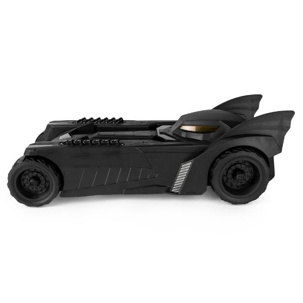 Masina lui Batman intr-o replica fabricata de catre SpinMaster la un nivel de calitate deosebit O figurina de 15cm poate fi introdusa in masina