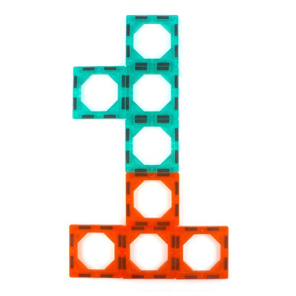 Joc Constructie Magnetic - Magic Set 52 Piese este o jucarie inovatoare ce dezvolta abilitatile cognitive vederea in spatiu ajuta copilul sa invete forme geometrice sa isi dezvolte creativitatea si imaginatiaCaracteristici· jocul are piese ce se imbina prin magnetism in nuante viu colorate· contine diferite forme geometrice cu care se poate construi in 2D 3D sau ca o scena· Piesele pot 
